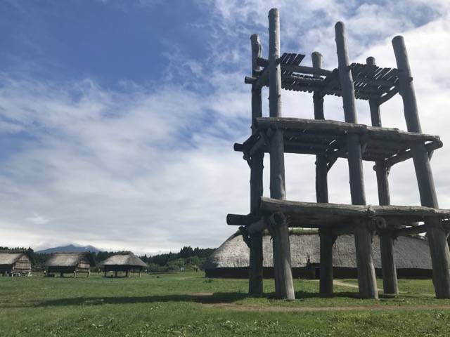 f:id:sabotennmegane:20180815164158j:plain 三内丸山遺跡