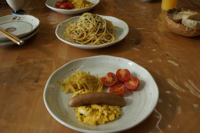 f:id:sabotennmegane:20180911175635j:plain 大地の宿の朝食