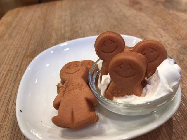 f:id:sabotennmegane:20180925212651j:plain ミスターフレンドリーカフェのホットケーキ