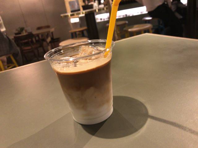 f:id:sabotennmegane:20180927225829j:plain ボンドルフィボンカフェのカフェらて