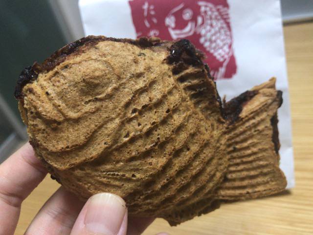 f:id:sabotennmegane:20181016184645j:plain ひいらぎのたい焼き