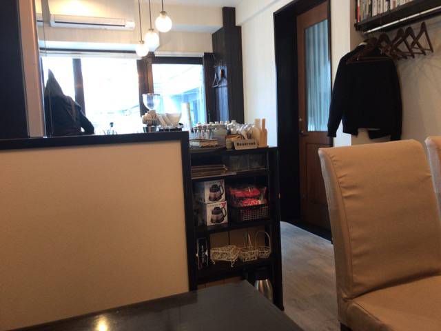 f:id:sabotennmegane:20181028232956j:plain クロミミラパン店内の様子